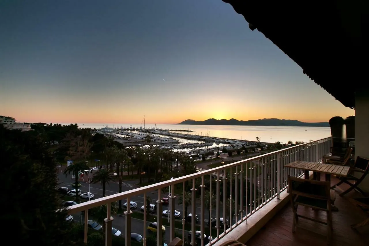 Appartement Residence Les Dunes Cannes 0*,  France